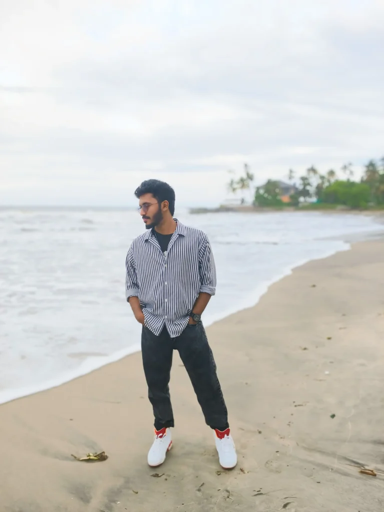 digital-marketing-expert-in-kottayam-presenting-his-ppt